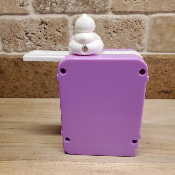 Mini Claw Machine - Picture 2 of 2